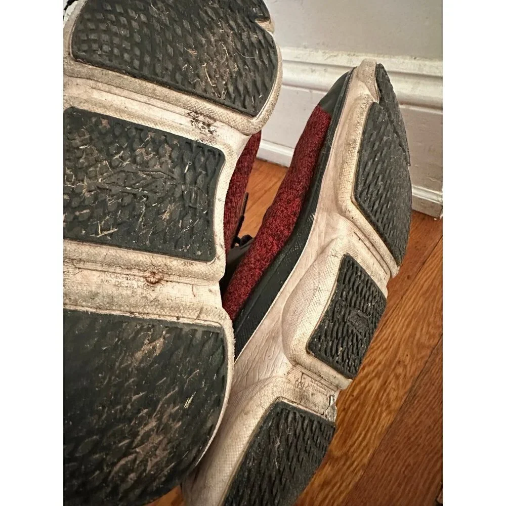 Avia Men’s size 11 Shoes